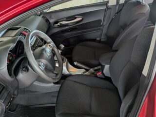 Toyota Auris 1.3 73kW