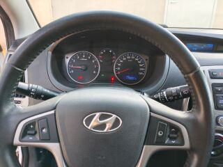 Hyundai i20 1.2 63кВ