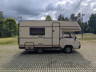 Mitsubishi L 300 2.5 51kW