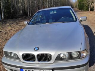 BMW 530 2.9 135kW