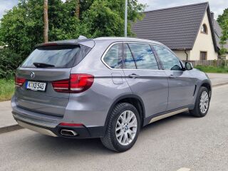 BMW X5 Luxury Business Polar+ 3.0 230kW