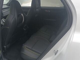 Lynk & Co 01 MORE 1.5 102kW