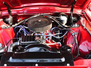 Ford Thunderbird 6.4 V8 224kW