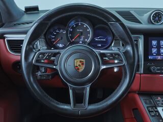 Porsche Macan Turbo model year 2017 3.6 294kW