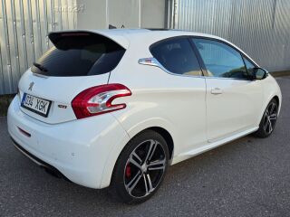 Peugeot 208 GTI 200 1.6 HTP TURBO 147kW