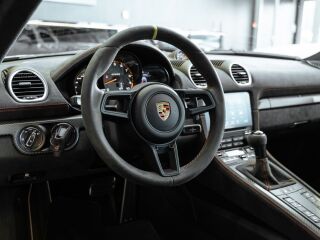 Porsche 718 Cayman GT4RS Weissach 4.0 368kW