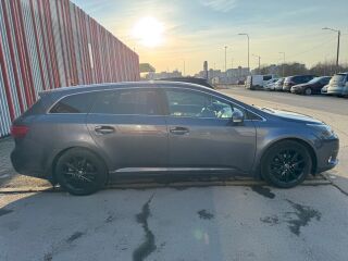 Toyota Avensis 2.0 91кВ