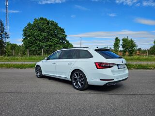Skoda Superb Sportline 2.0 140кВ