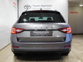 Skoda Superb Combi Ambition TDI 2.0 110кВ