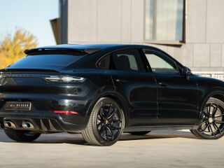 Porsche Cayenne Turbo GT Lightweight Package Carbon 4.0 471kW