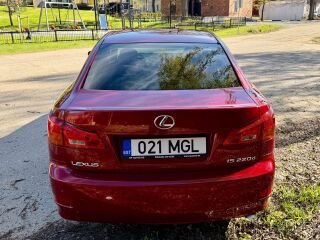Lexus IS 220 High Executive 2.2 130kW