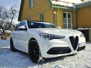 Alfa Romeo Stelvio Veloce 2.0 206kW