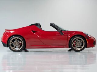 Alfa Romeo 4C Spider 177кВ