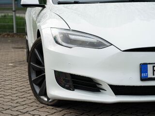Tesla Model S 75D 158kW