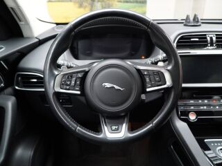 Jaguar F-Pace 2.0 131kW