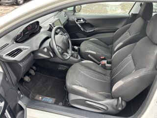 Peugeot 208 Active 1.0 50kW