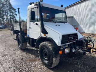 Mercedes-Benz Unimog 3-KÜLJE KALLUR + KRAANA
