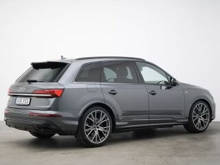 Audi Q7 S-Line 3.0 210кВ