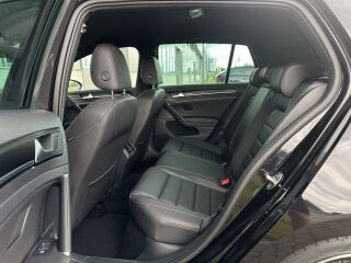 Volkswagen Golf R 4Motion 2.0 221kW
