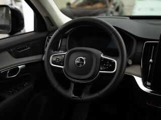 Volvo XC90 T8 AWD Ultra Dark 335кВ