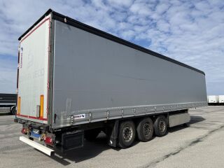 Schmitz Semitrailer Curtainsider Standard