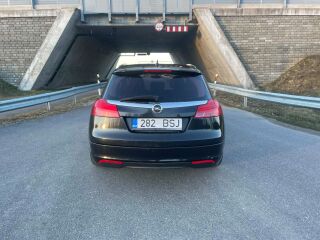 Opel Insignia 2.0 81kW