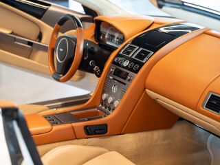 Aston Martin DB9 5.9 336kW