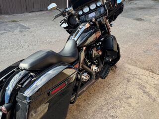 Harley-Davidson Street Glide 64kW