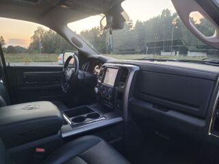 Dodge RAM 1500 5.7 V8 291kW