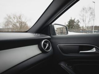 Mercedes-Benz GLA 180 1.5 80kW