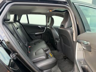 Volvo V60 SUMMUM D3 2.0 120kW