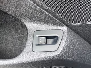 Volkswagen Passat 1.5 110кВ