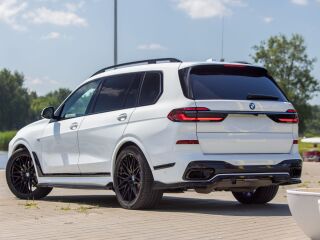 BMW X7 M-sportpakett Shadowline 3.0 259kW