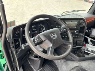 Mercedes-Benz Actros 3246 8x4 335kW