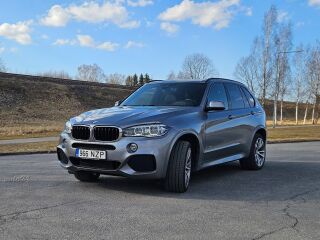 BMW X5 M-Pakett Shadowline 3.0 R6 190кВ