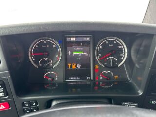 Scania P320 6x2*4 235kW
