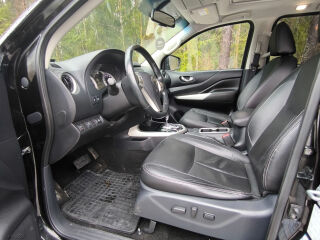 Nissan Navara NP300 Tekna 2.3 140кВ