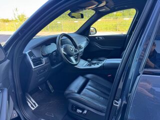 BMW X5 xDrive45e M-Sportpakett 3.0 R6 290кВ