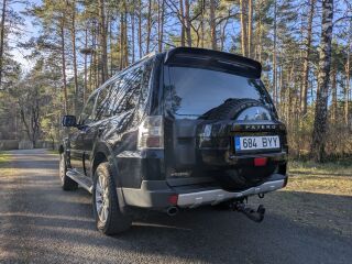 Mitsubishi Pajero 3.2 147kW