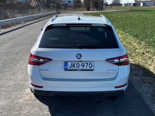 Skoda Superb Elegance 2.0 140kW
