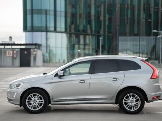 Volvo XC60 SUMMUM AWD D5 2.4 D5 158kW