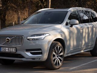 Volvo XC90 B5 Awd Petrol Ultra Bright 250Zs 2.0 B5 Awd 250kW