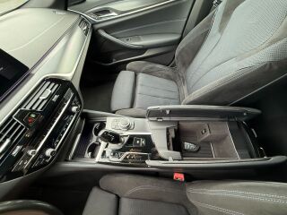 BMW 530 M-SPORT PAKETT 2.0 135кВ