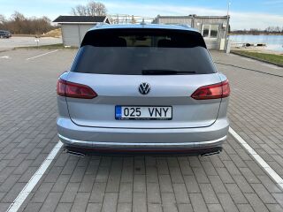 Volkswagen Touareg Elegance 4Motion 3.0 210kW