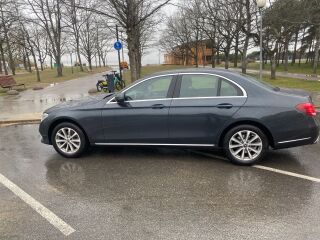 Mercedes-Benz E 220 2.0 143kW