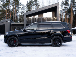 Mercedes-Benz GL 63 AMG 5.5 V8 410kW