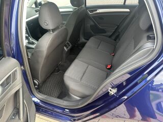 Volkswagen Golf 1.5 96кВ