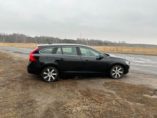 Volvo V60 Plug-in hybrid D6 2.4 PLUG IN HYBRID 158kW