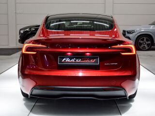Tesla Model 3 Premium Long-range AWD 366kW