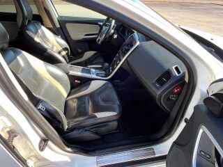 Volvo XC60 R-Design 2.4 129kW